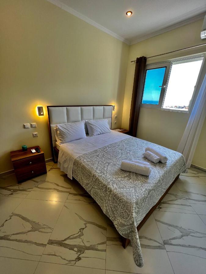 Oscar's Drymades Apartment *