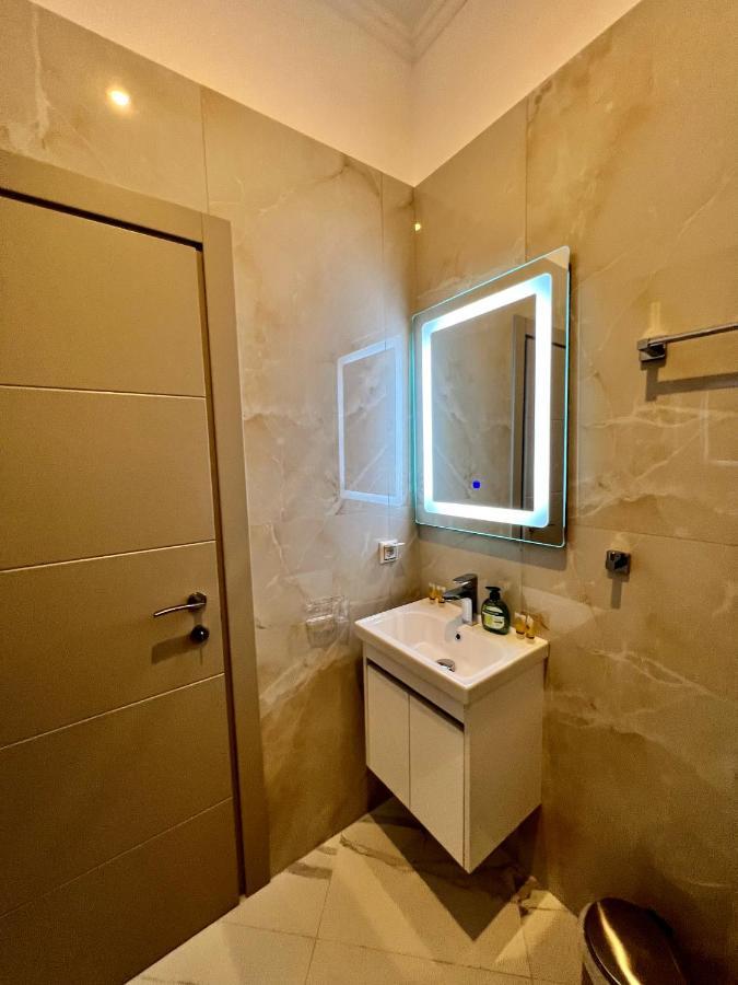 Oscar's Drymades Apartment